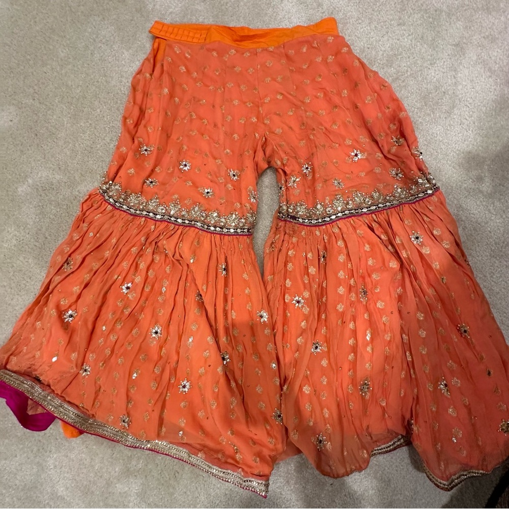 Fancy Pakistani Gharara Kameez Mehndi - Picture 2 of 7